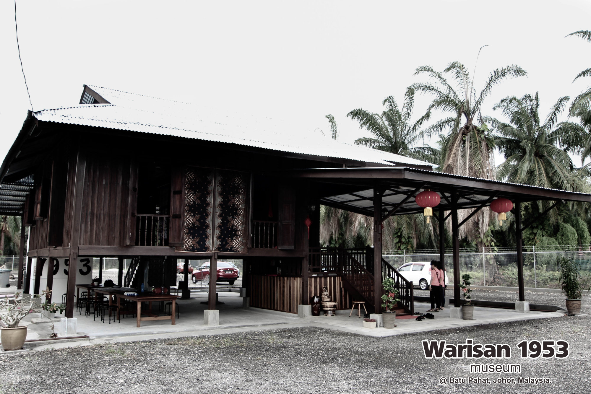 Tony Martin Kher founder of Warisan 1953 Museum at Batu Pahat Johor Malaysia Heritage 1953 Artist Joey Kher A03